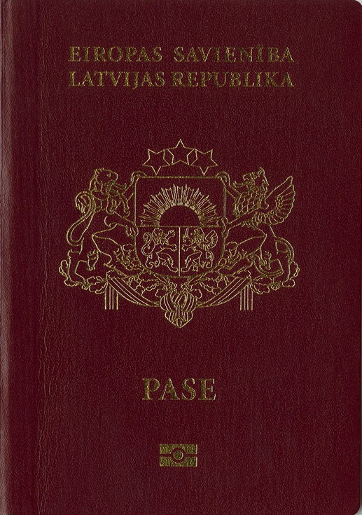 фото латвийского паспорта